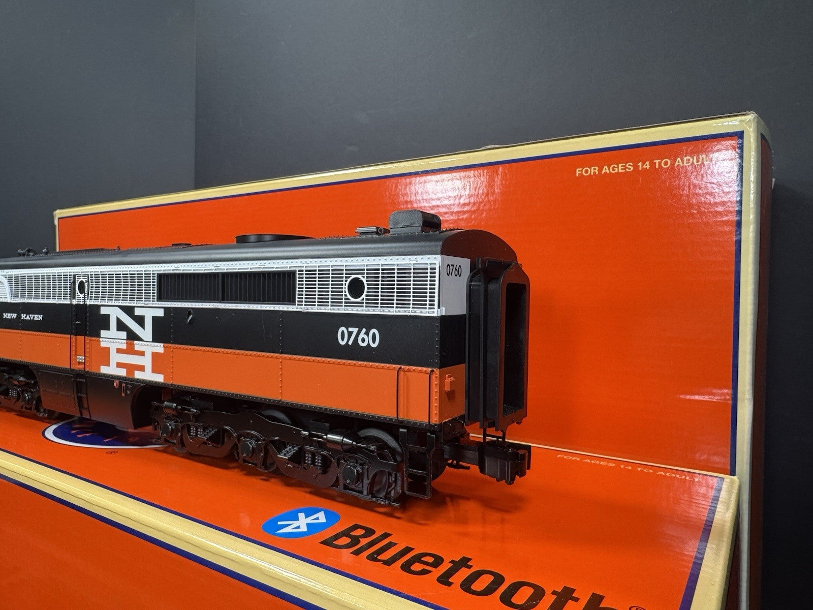 Lionel LEGACY 2133410 New Haven NH Alco PA diesel engine AA set LNIB3