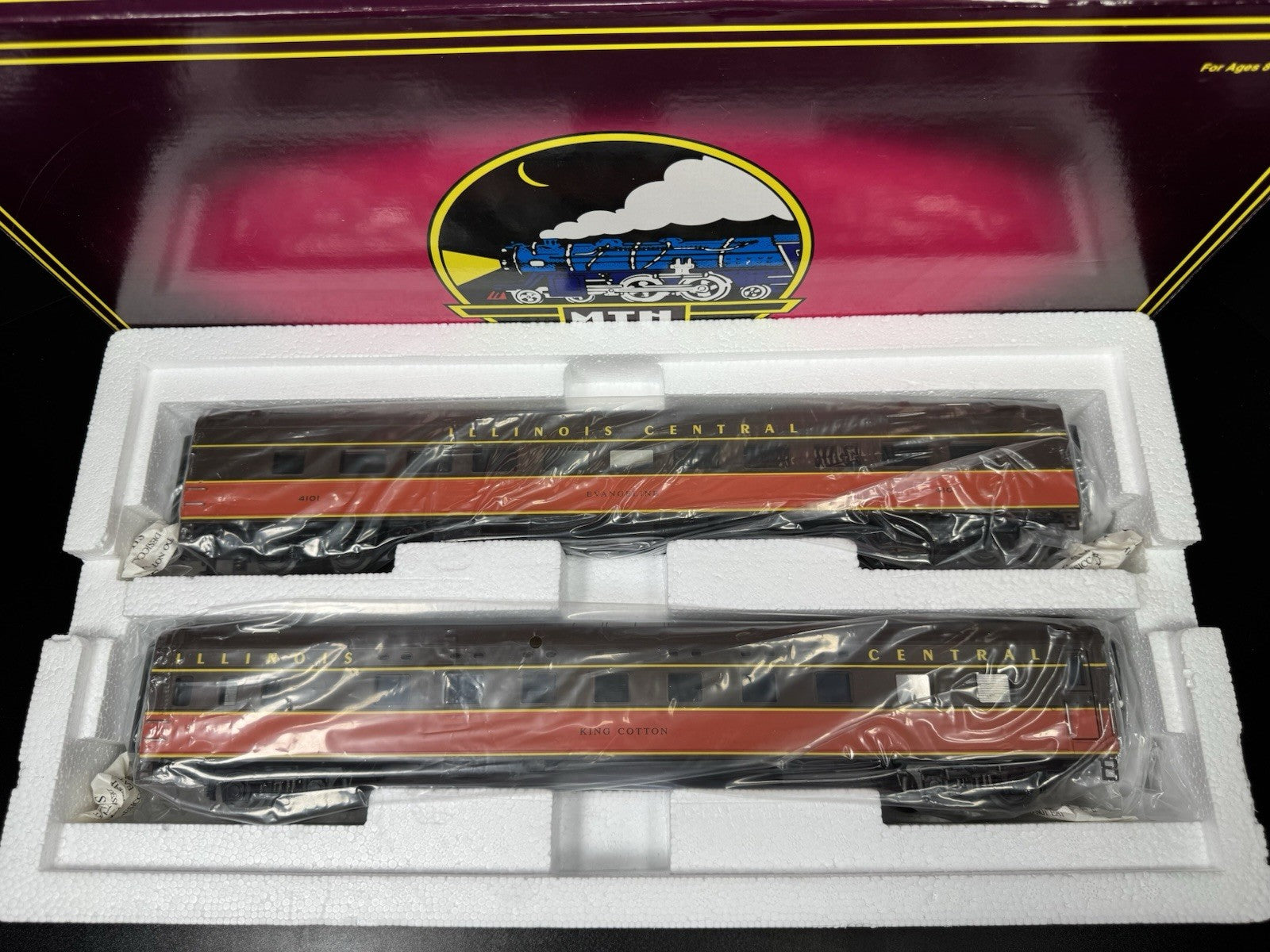 MTH 20-67033 Illinois Central IC 70' streamlined sleeper diner 2-car set LNIB1