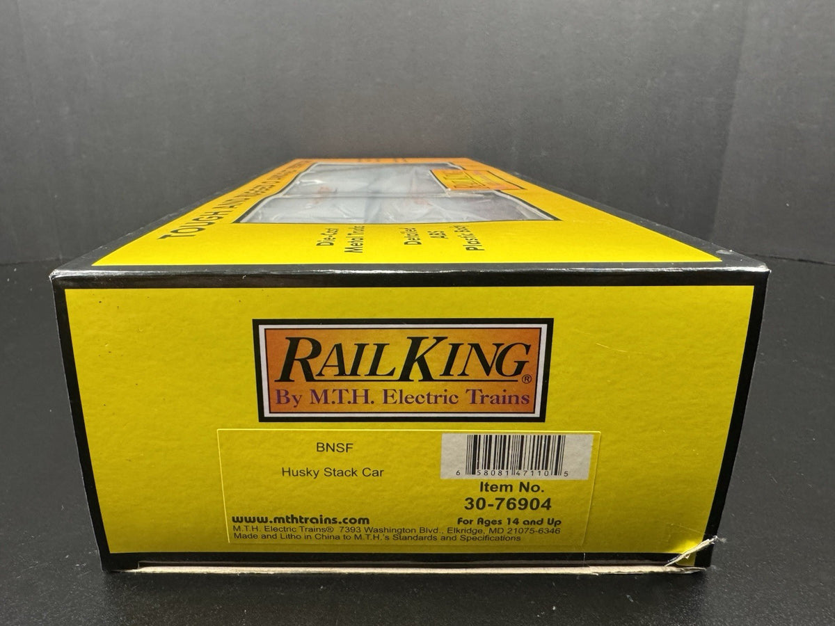 MTH RailKing 30-76904 BNSF intermodal husky stack car w containers LNIB9
