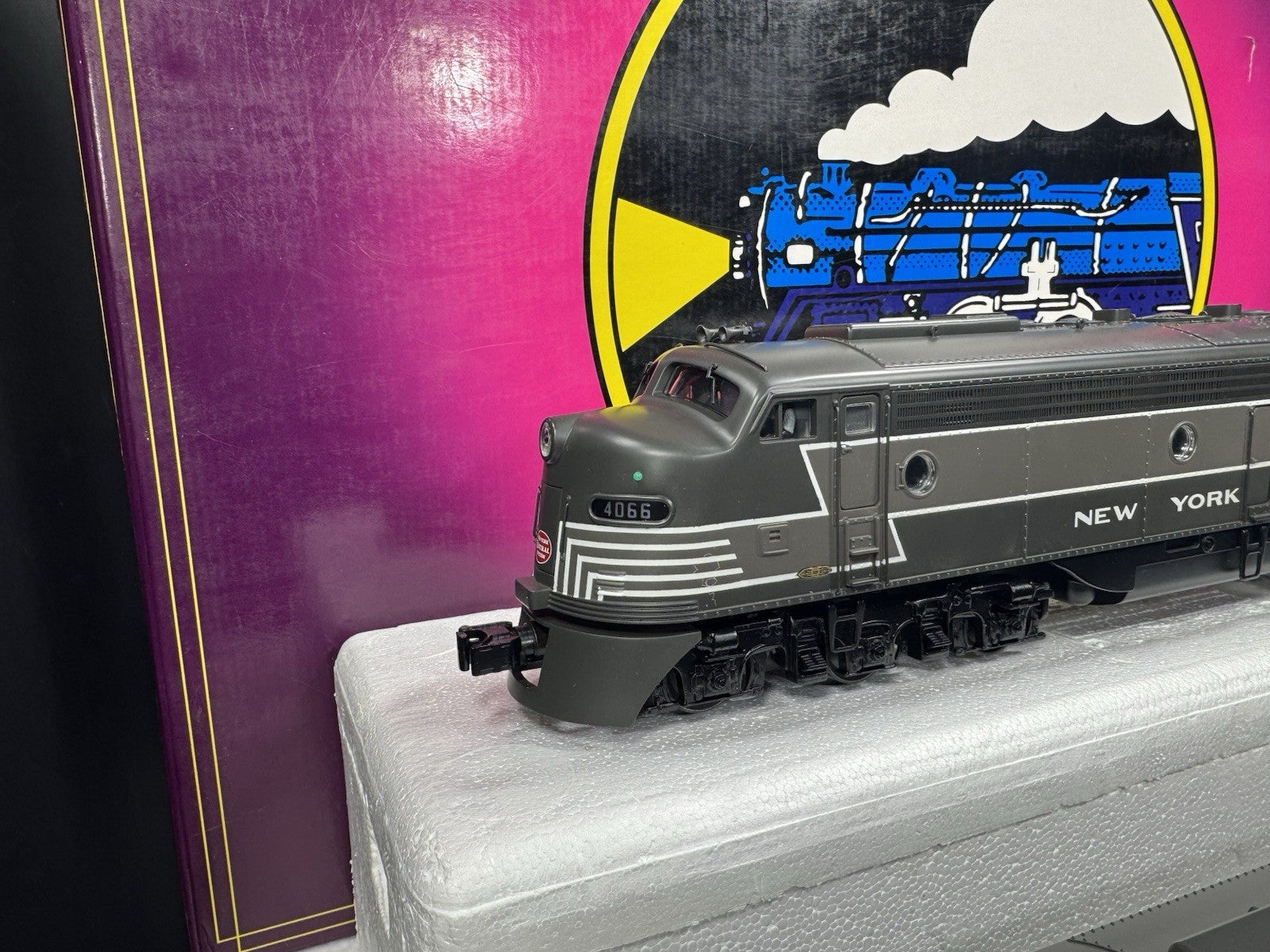 MTH 20-2317-1 New York Central NYC E-8 diesel engine ABA set PS2 BCR LNIB1