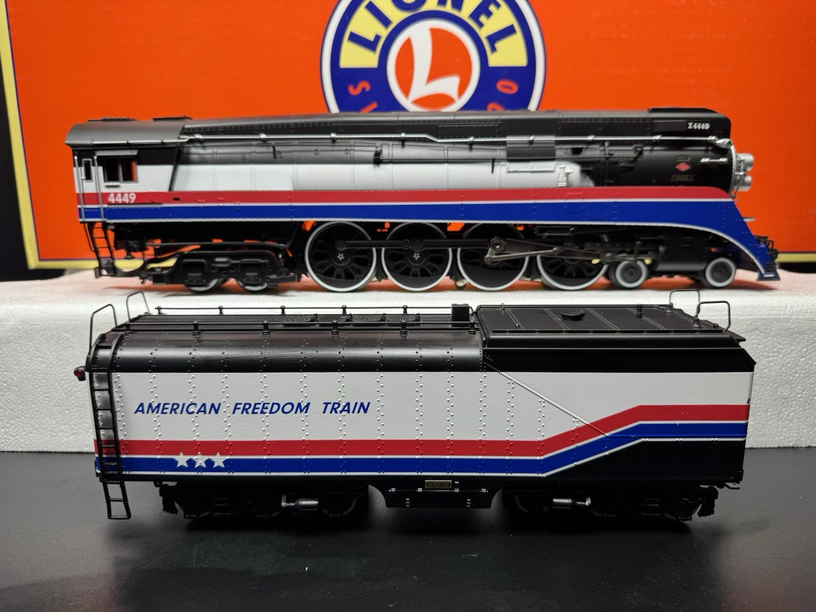 Lionel LEGACY 6-83197 American Freedom Train GS-4 steam engine #4449 LNIB HTF11