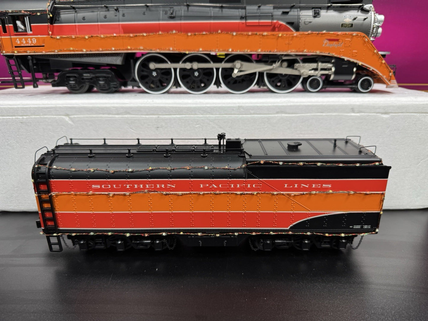 MTH 20-3758-1 SP daylight GS-4 steam engine w Christmas LED lights #4449 PS3 LN11