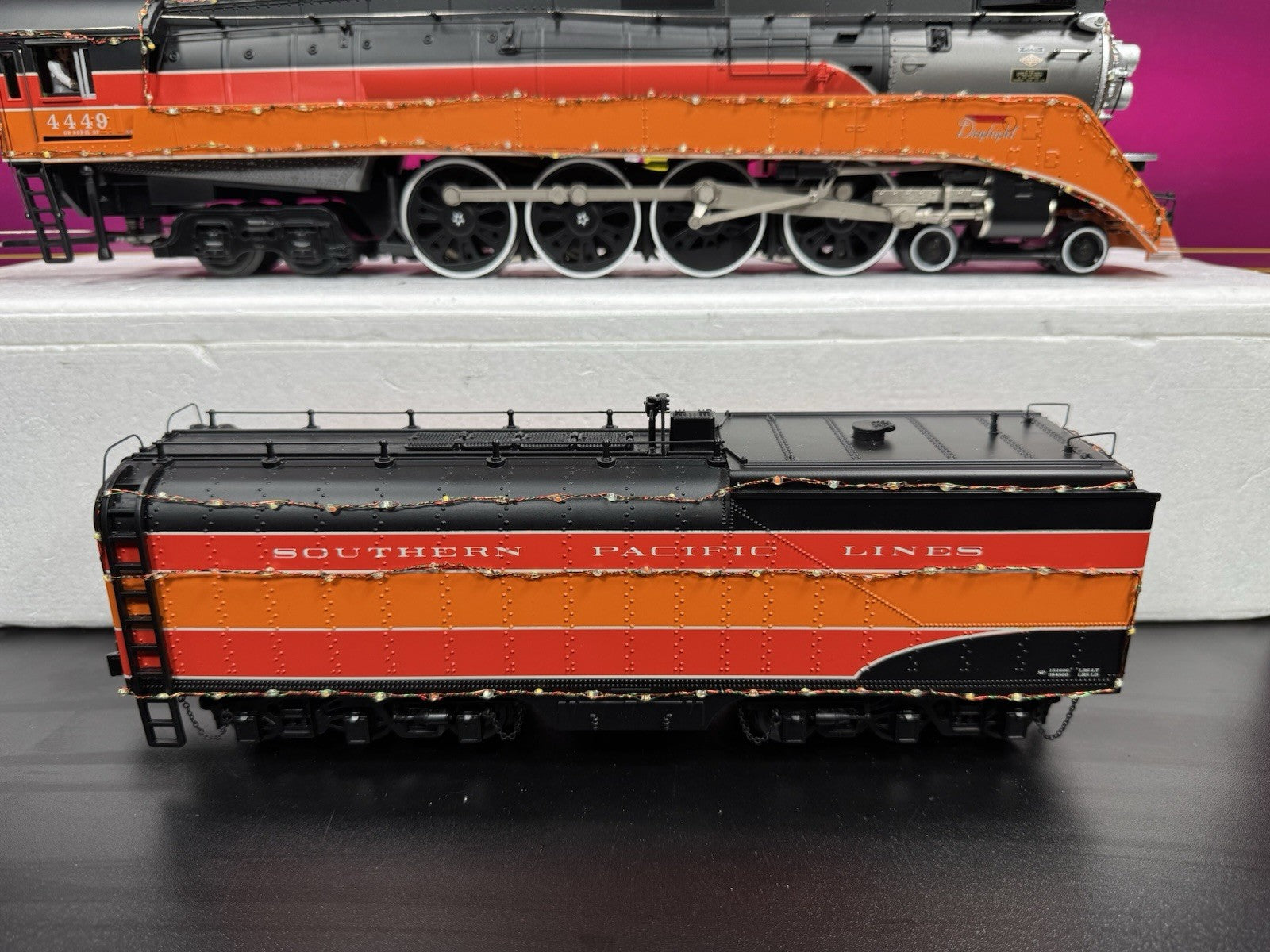 MTH 20-3758-1 SP daylight GS-4 steam engine w Christmas LED lights #4449 PS3 LN11