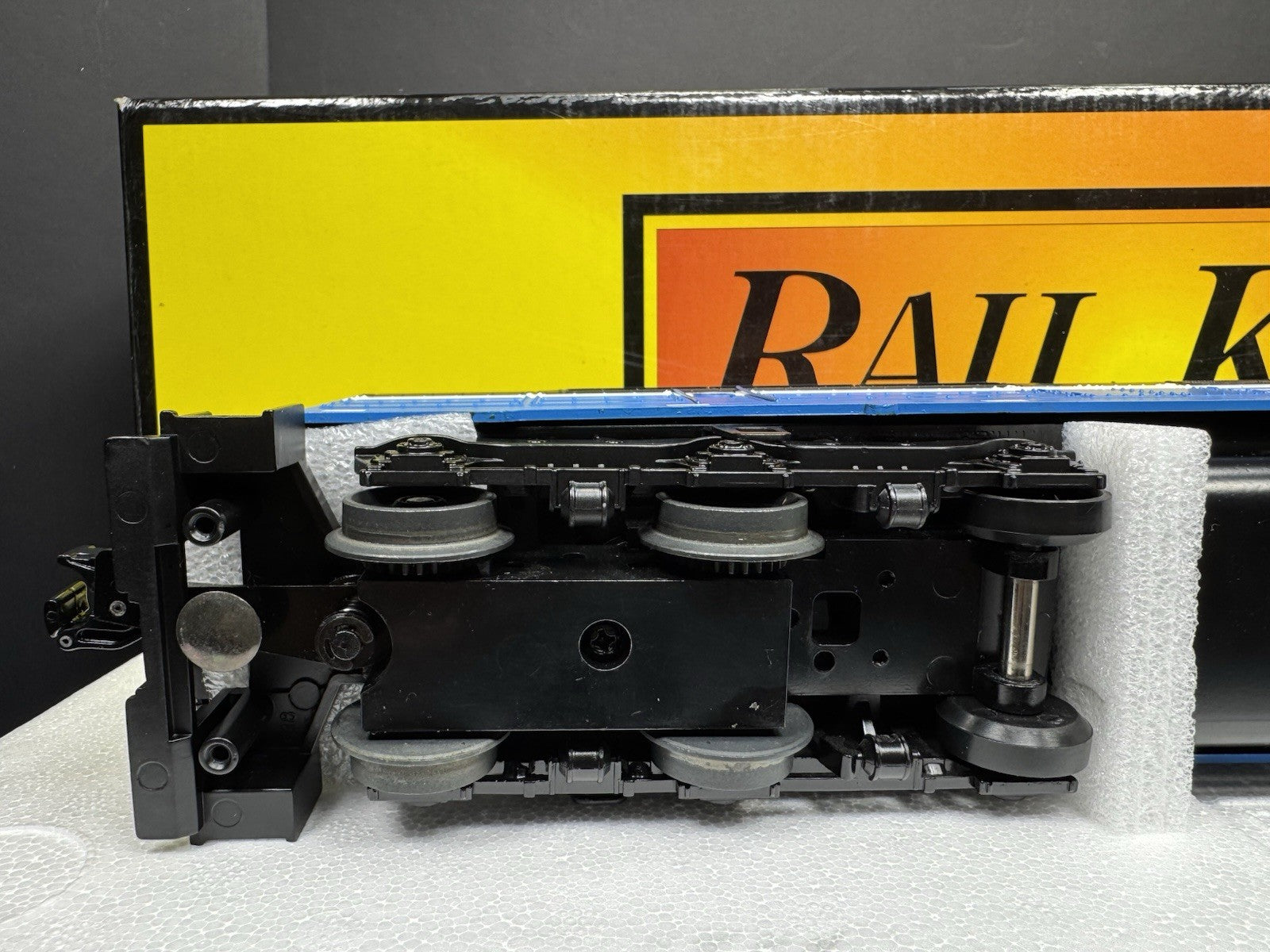 MTH RailKing 30-2459-3 Great Northern GN FP45 nonpowered diesel engine #430 LNIB12