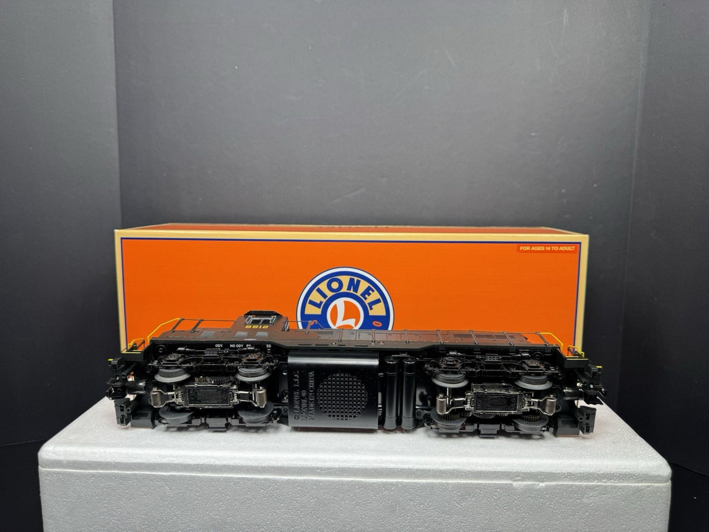 Lionel LEGACY 6-28573 Pennsylvania PRR GP7 diesel engine #8512 LNIB10