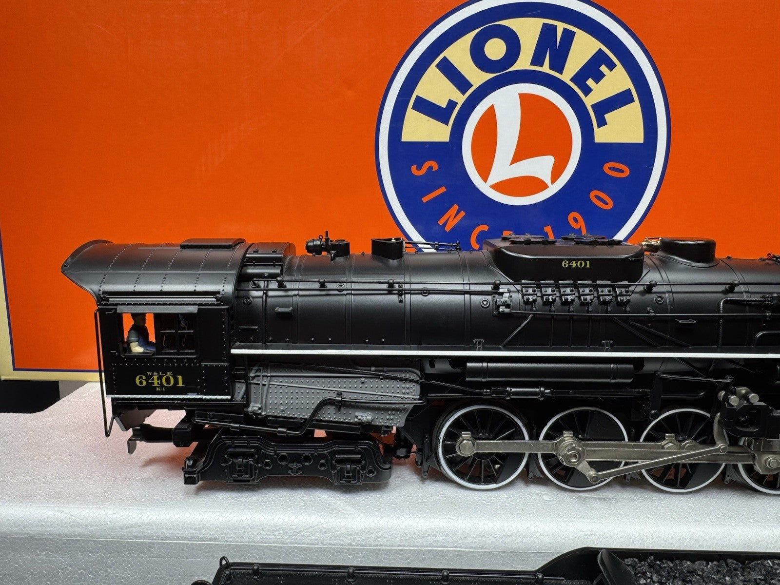 Lionel LEGACY 6-84690 Wheeling & Lake Erie Berkshire steam engine #6401 LNIB8