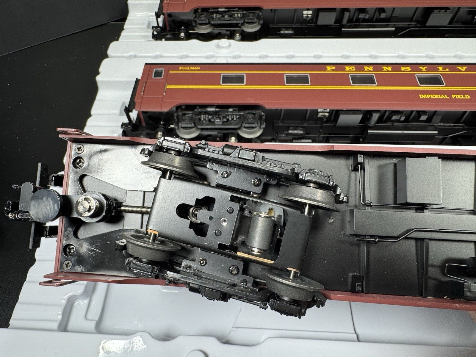 Lionel 6-83022 Pennsylvania PRR Broadway Limited 21" passenger 4-car set LNIB6