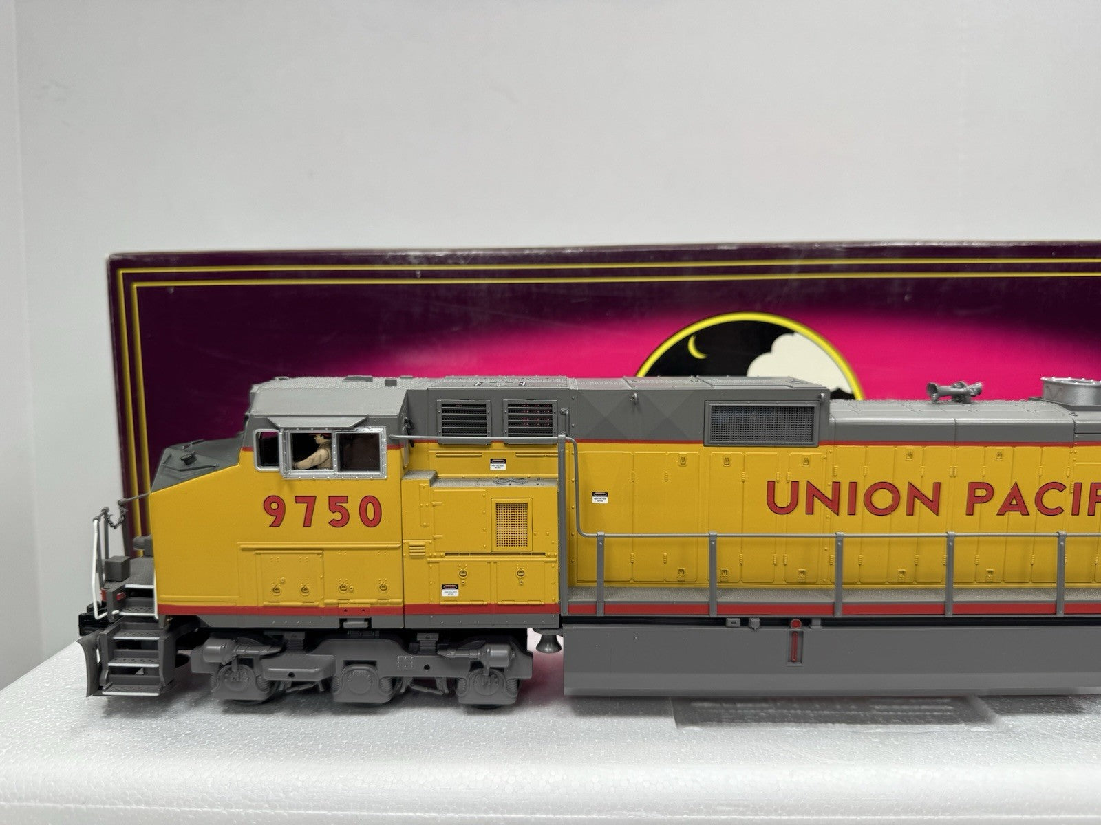 45037320