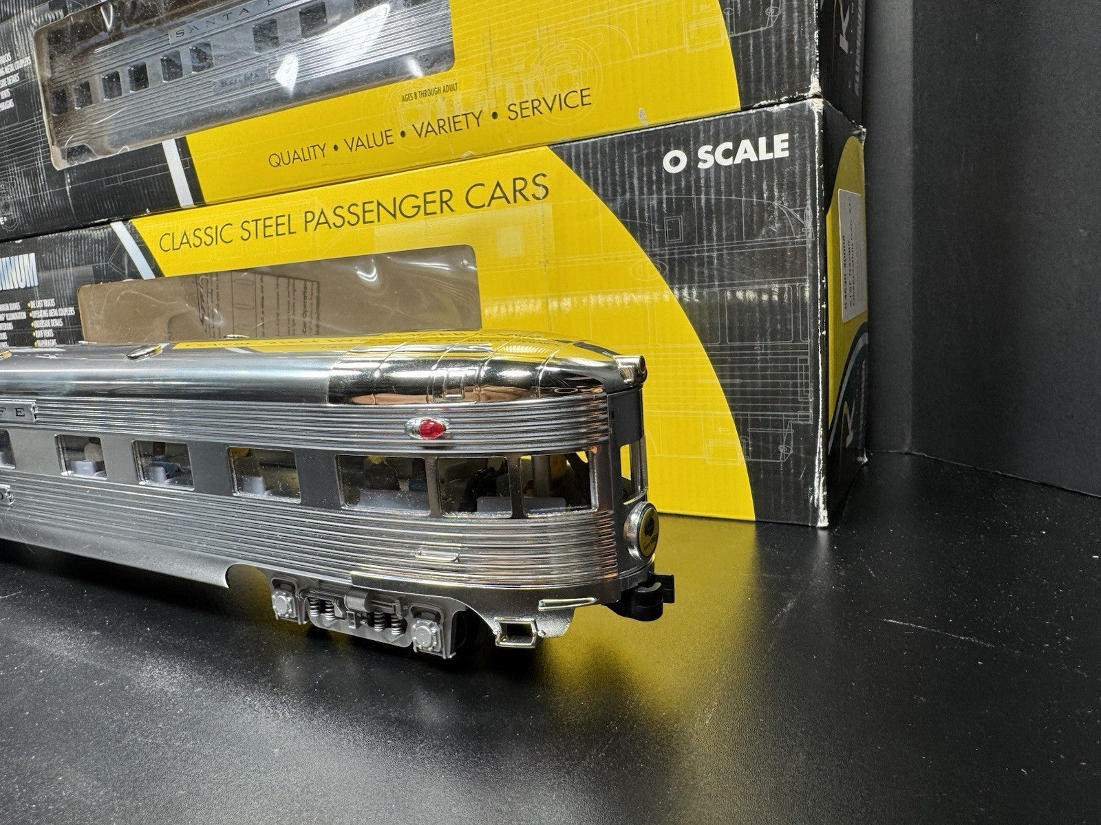 K-Line K-4630P Santa Fe Super Chief 21" aluminum passenger 4-car set LNIB4