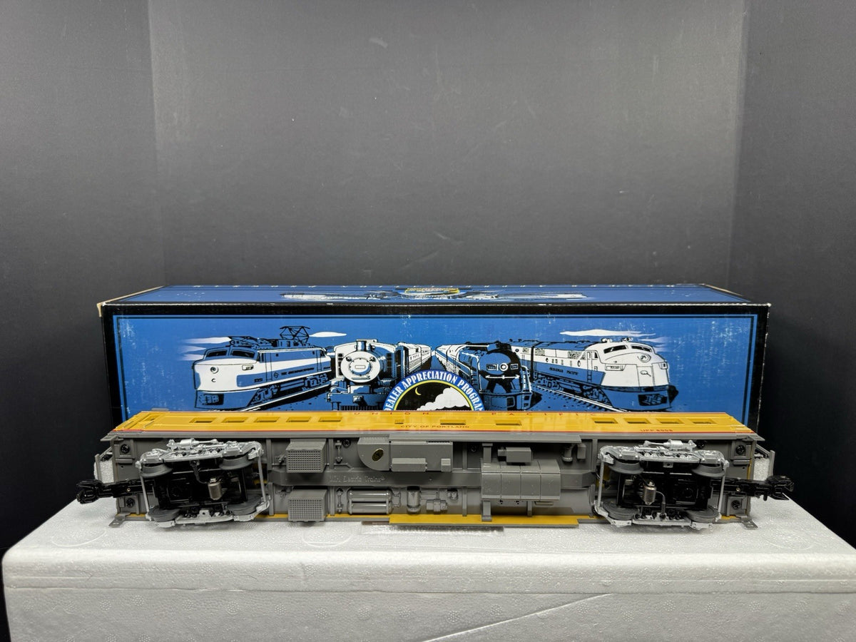 MTH 20-67147 Union Pacific UP 70' City of Portland vista dome passenger car LNIB10