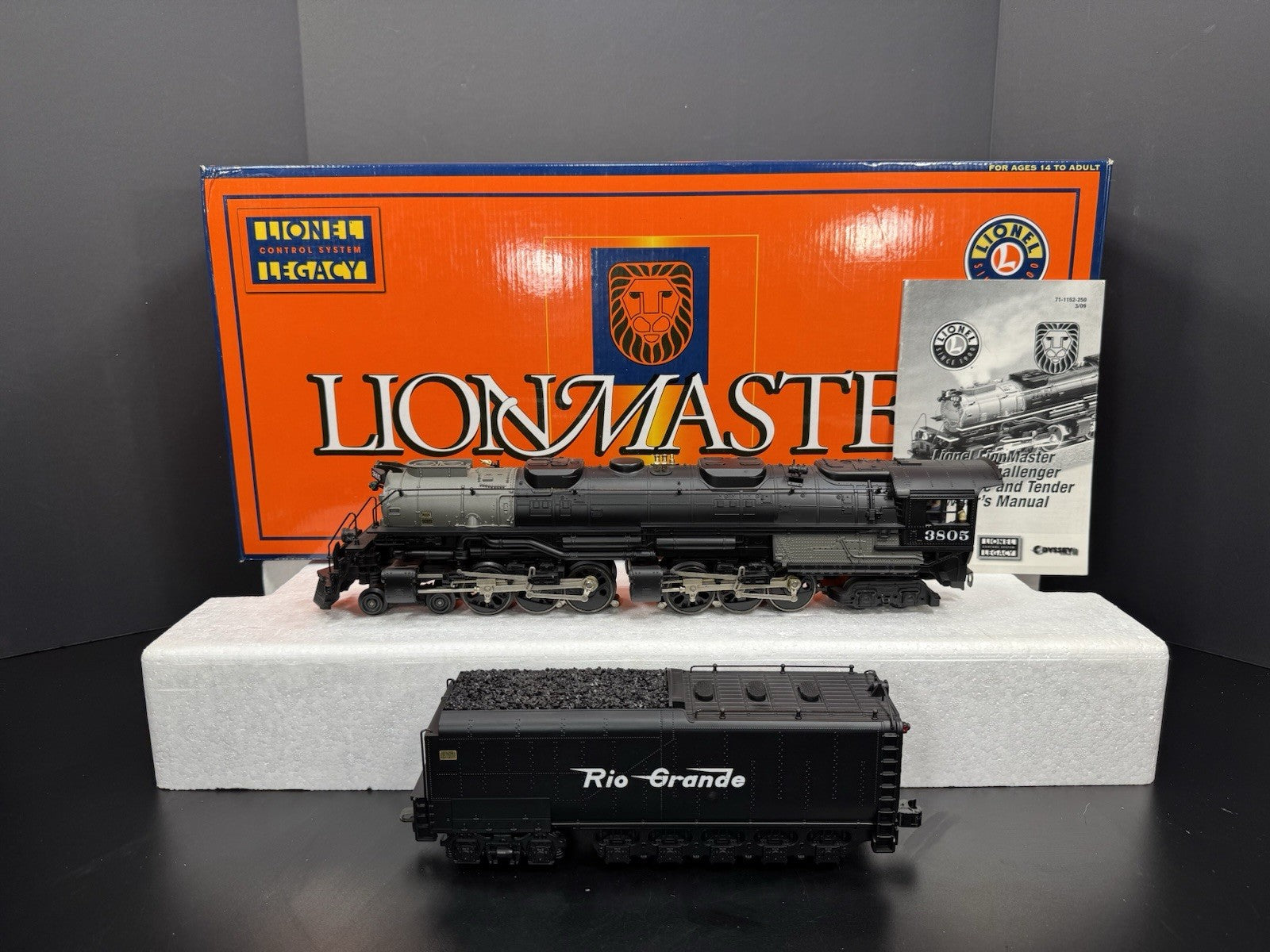 Lionel LEGACY 6-11152 LionMaster Rio Grande Challenger steam engine #3805 LNIB0