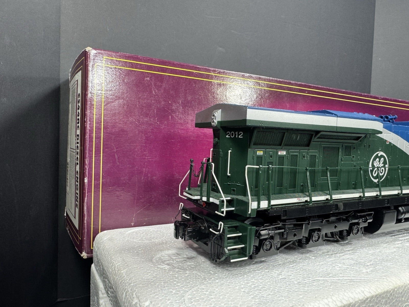 MTH 20-20313-1 General Electric GE Demonstrator ES44AC diesel engine #2012 PS34