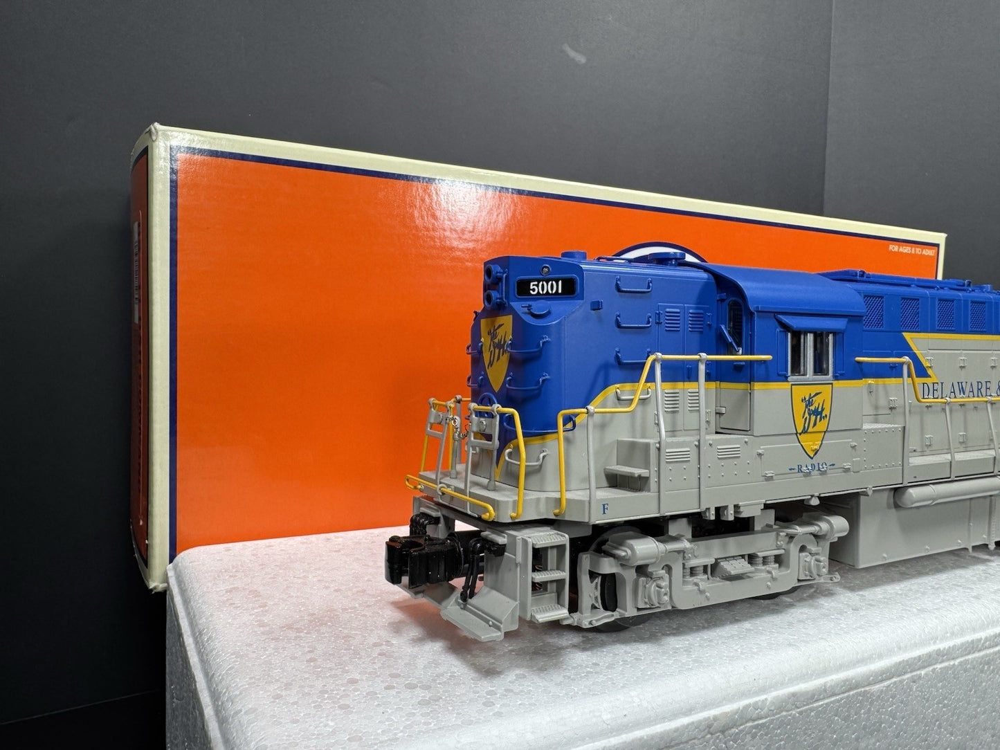 Lionel 6-18596 TMCC Delaware & Hudson D&H RS-11 diesel engine #501 EX6