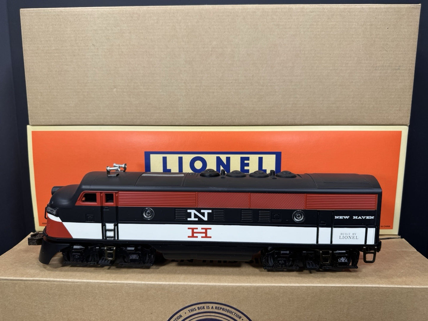 Lionel 6-34559 Archive McGinnis New Haven F-3 diesel AA set #2342 LNIB2