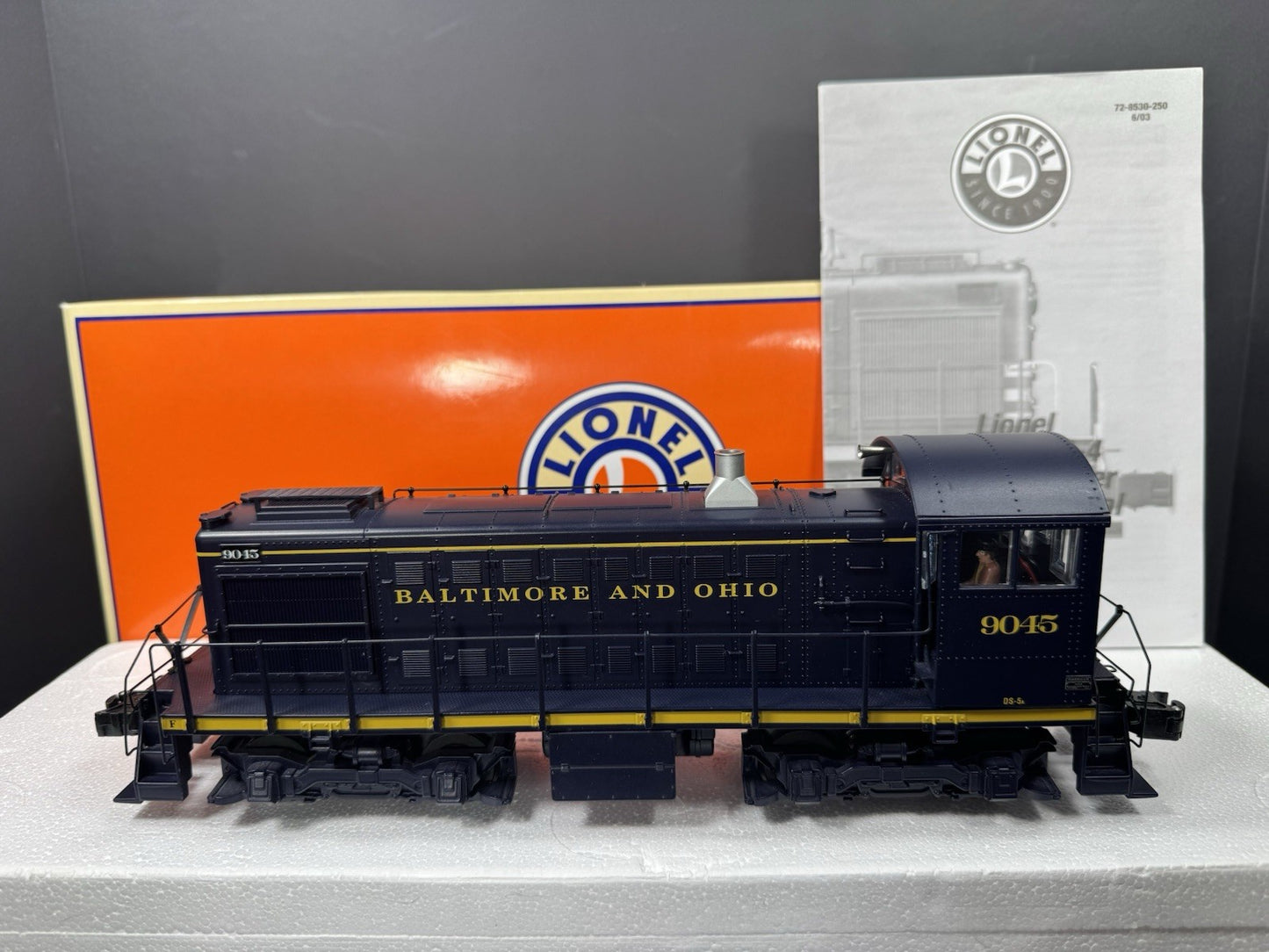 Lionel 6-28539 TMCC Baltimore & Ohio B&O S-2 diesel switcher engine #9045 LNIB2