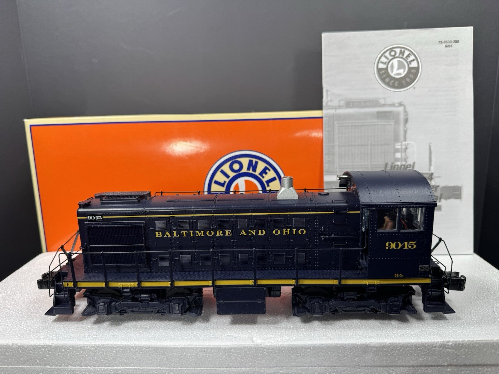 Lionel 6-28539 TMCC Baltimore & Ohio B&O S-2 diesel switcher engine #9045 LNIB2