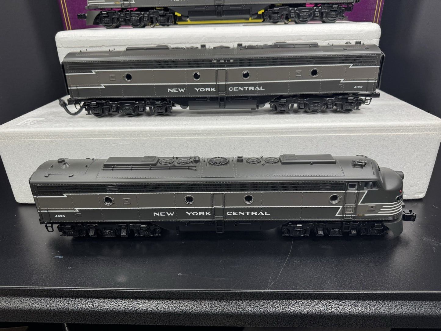 MTH 20-2317-1 New York Central NYC E-8 diesel engine ABA set PS2 BCR LNIB4