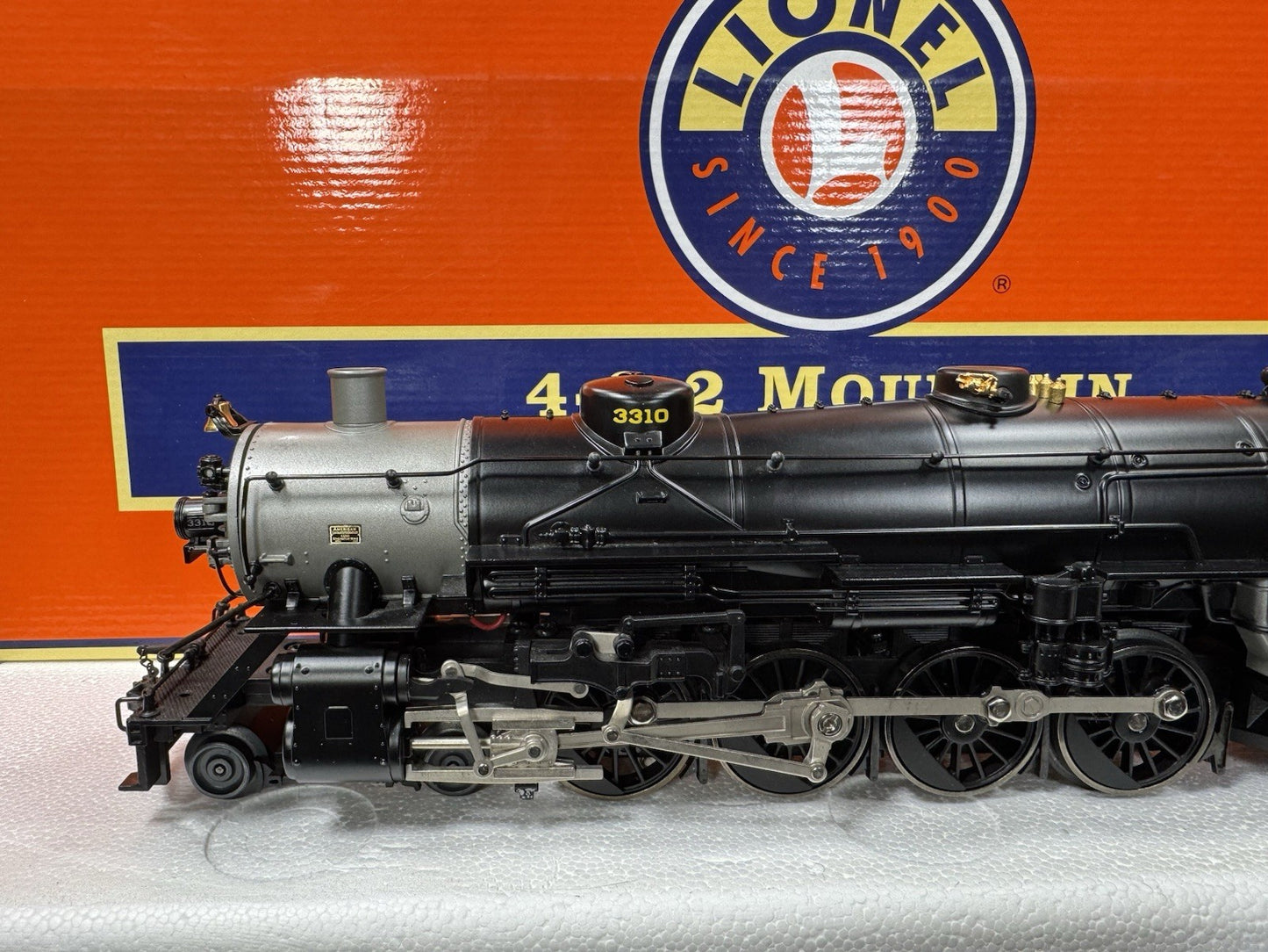 Lionel 6-28058 TMCC NYNH&H New Haven 4-8-2 Mountain steam engine #3310 LNIB2