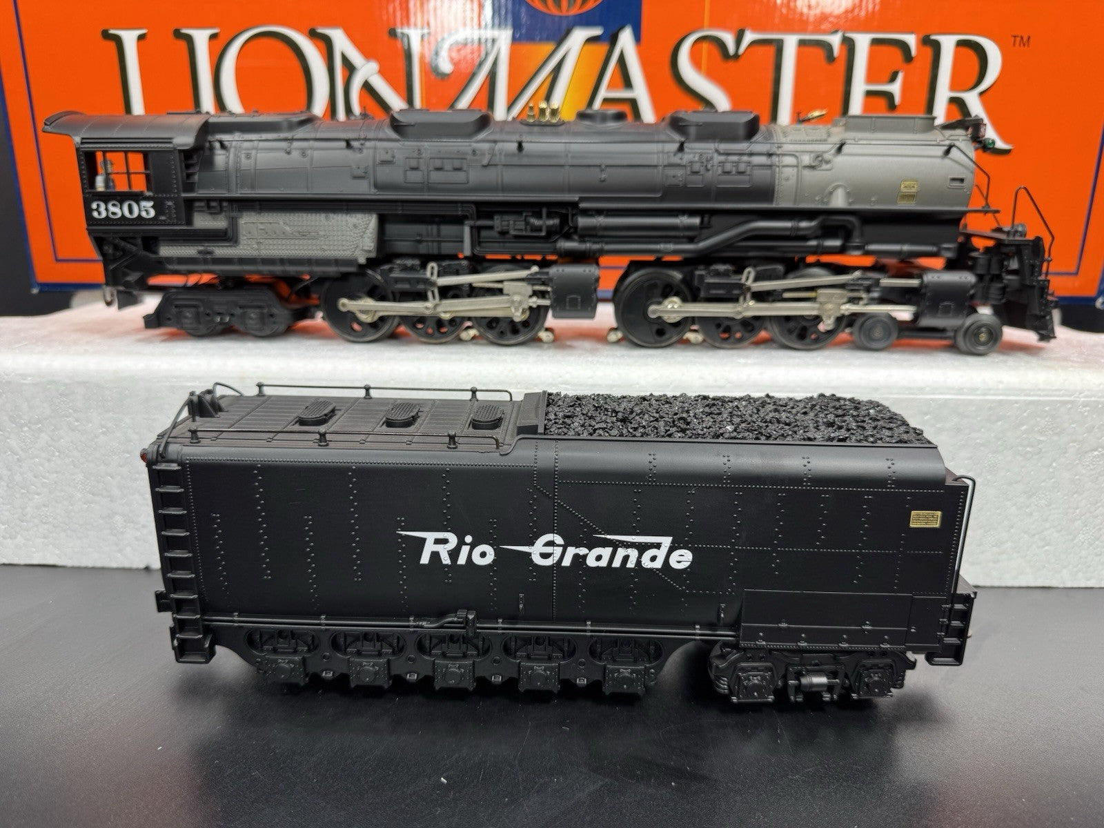 Lionel LEGACY 6-11152 LionMaster Rio Grande Challenger steam engine #3805 LNIB11