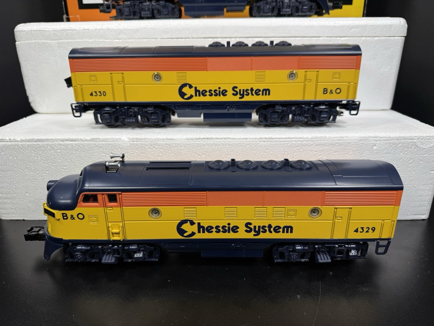 MTH RailKing 30-2716-1 B&O Chessie System F-3 diesel engine ABA set PS2 BCR3