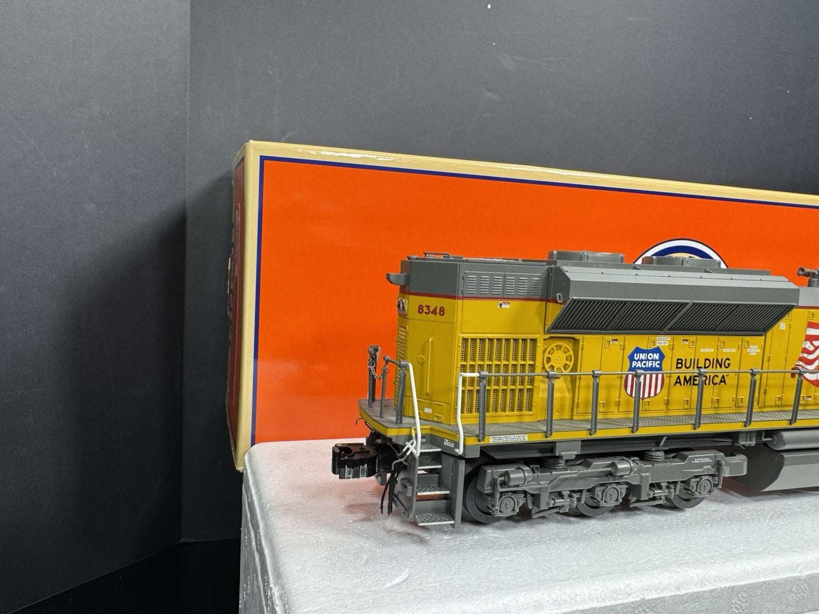 Lionel LEGACY 6-28264 Union Pacific UP flag SD70ACe diesel engine #8348 EX6