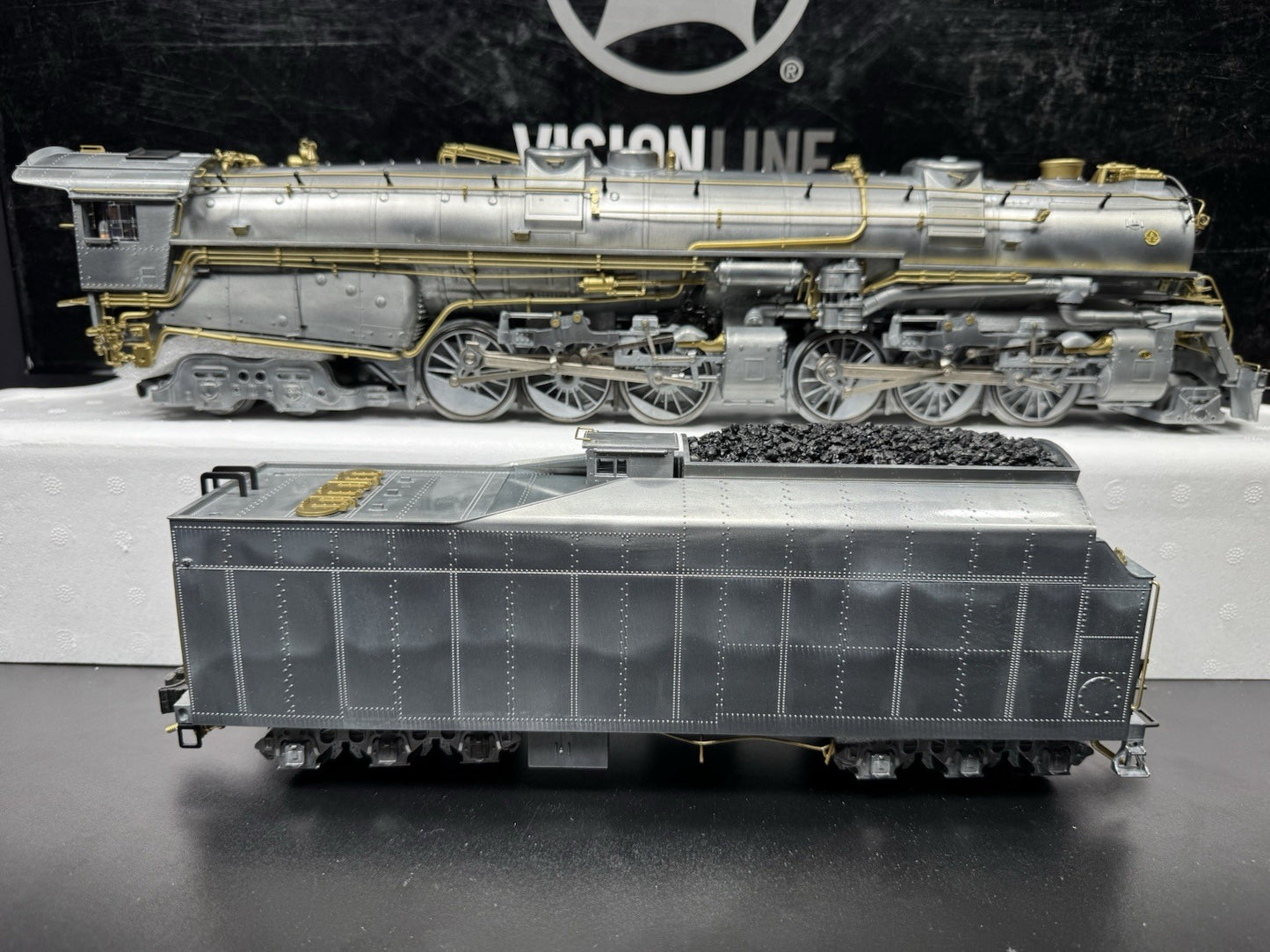 Lionel VISIONLINE 2231520 N&W Pilot 2-6-6-4 Class A steam engine #9999 LNIB11