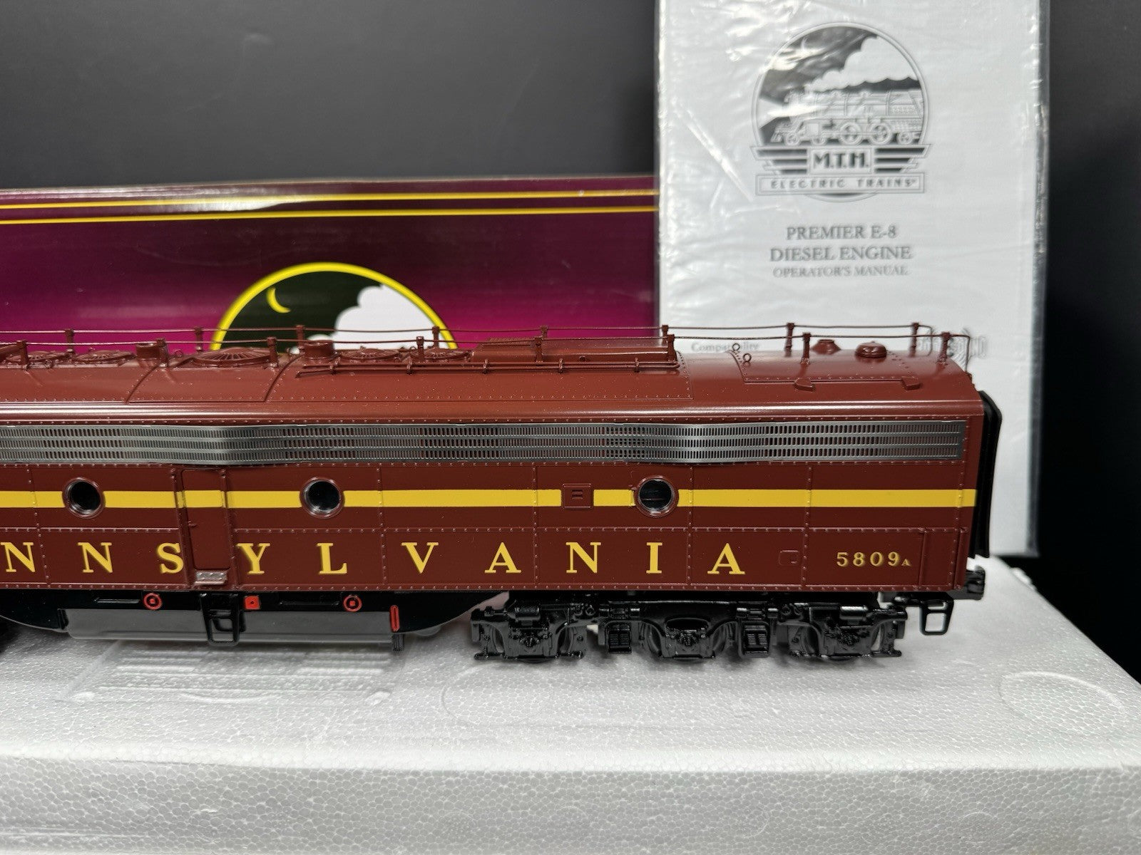 MTH 20212551 Pennsylvania PRR E8 diesel engine #5809 PS3 EX4