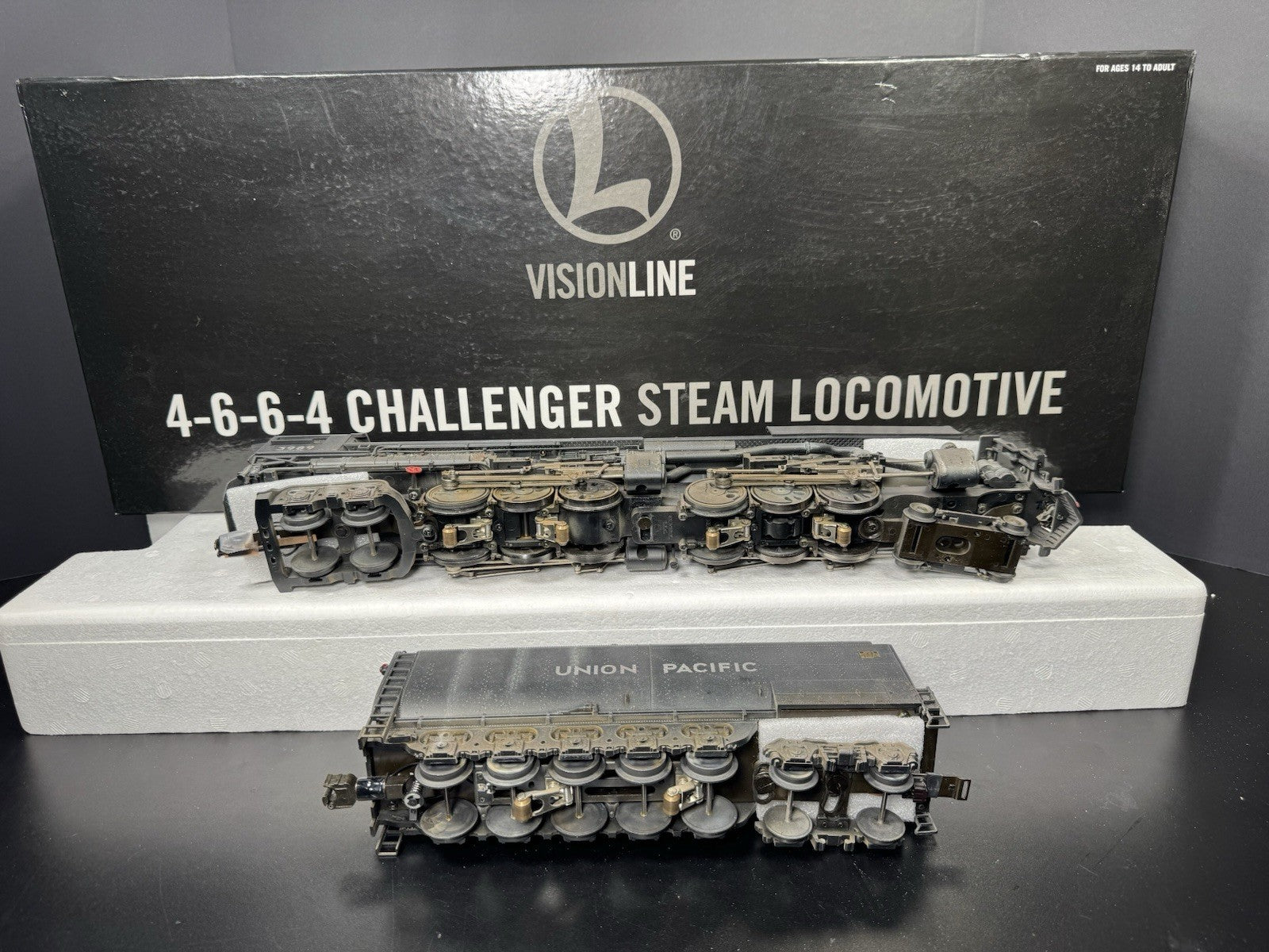 Lionel VISIONLINE 6-11220 Union Pacific 4-6-6-4 Challenger steam engine #3989 LN12