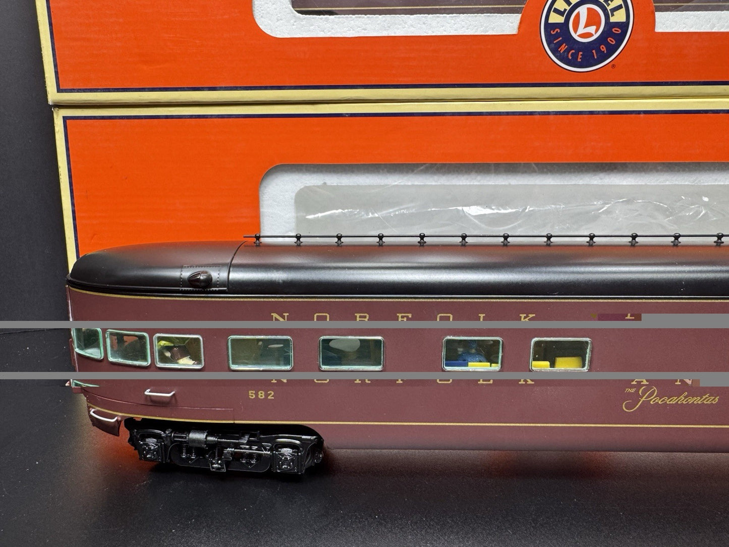Lionel 6-25777 thru 6-25780 N&W Pocohantas 18" aluminum passenger 4-car set LNIB8