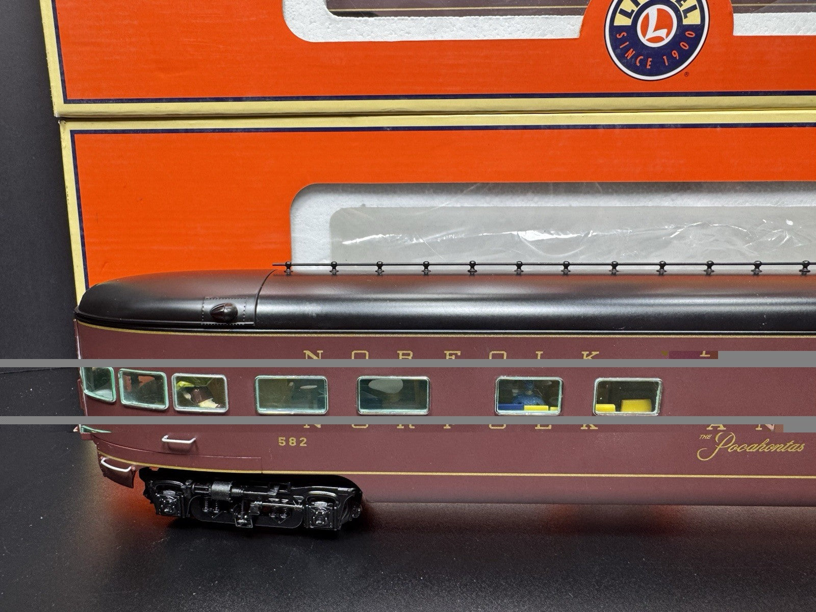 Lionel 6-25777 thru 6-25780 N&W Pocohantas 18" aluminum passenger 4-car set LNIB8