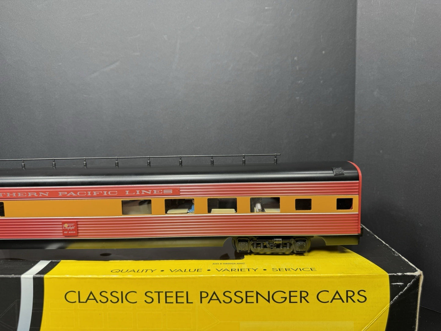 K-Line K4688-42952 Southern Pacific SP 21" aluminum observation car #2952 LNIB8