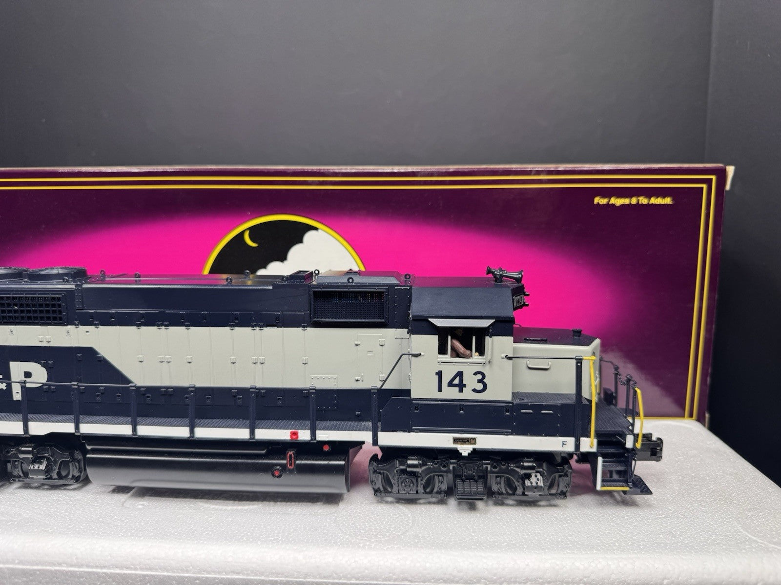 MTH 20-2425-1 Richmond RF&P GP-40 diesel engine #143 PS2 BCR LNIB2