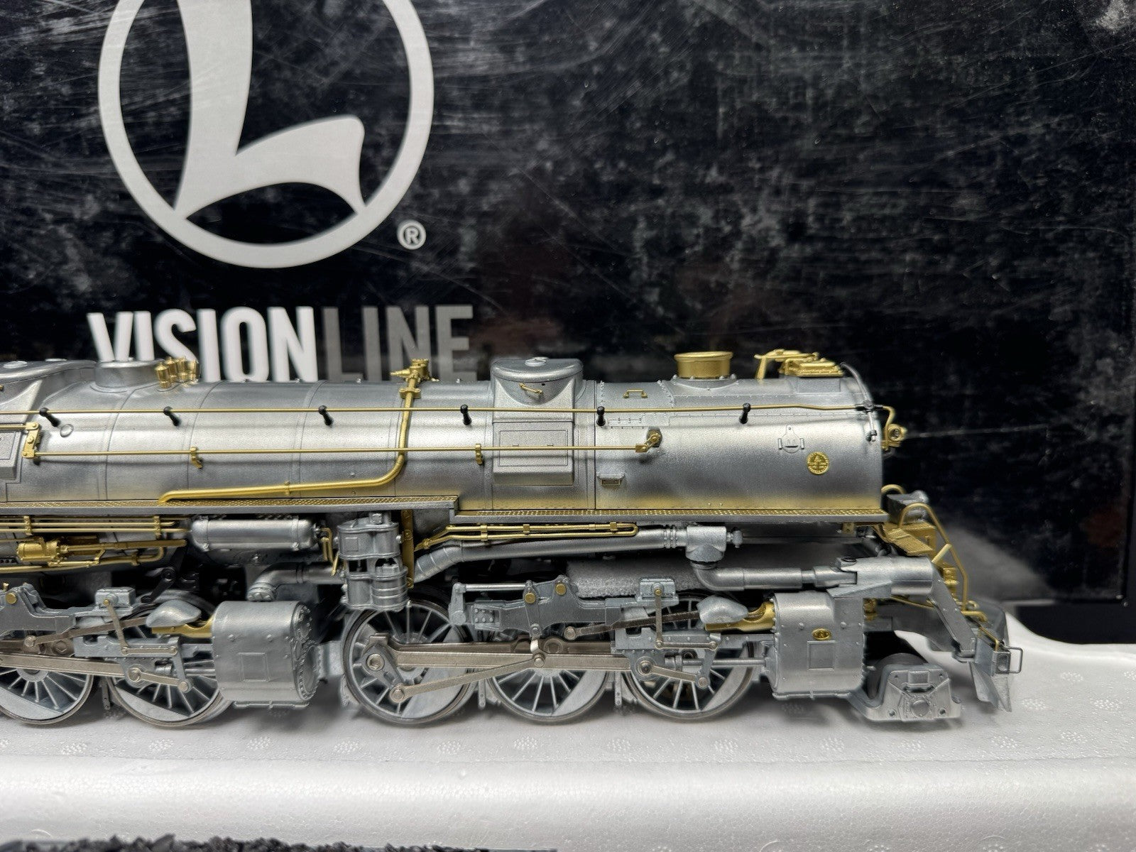 Lionel VISIONLINE 2231520 N&W Pilot 2-6-6-4 Class A steam engine #9999 LNIB9
