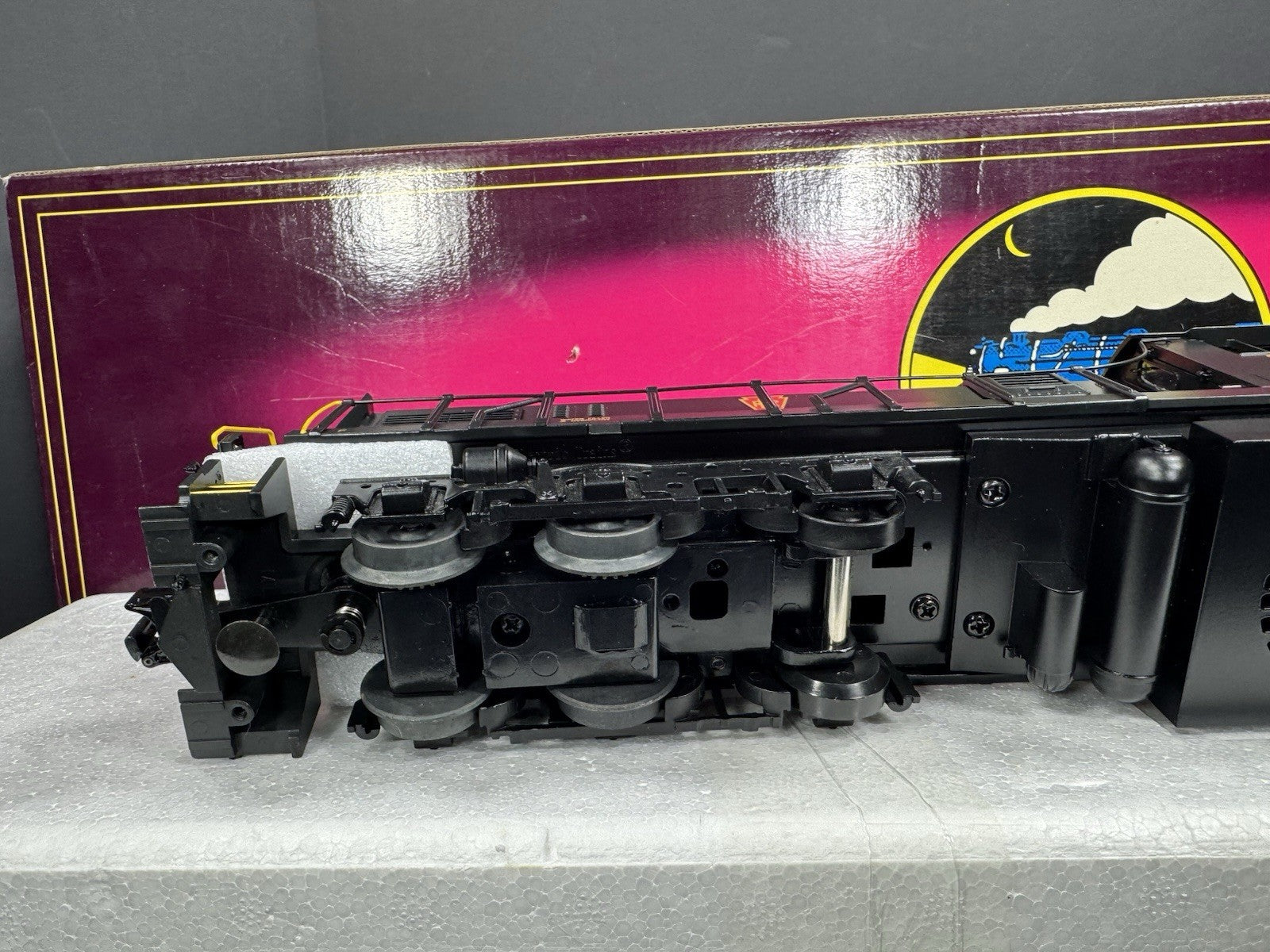MTH 20-2302-3 Pennsylvania 2500 HP transfer nonpowered diesel engine #8943 NIB11