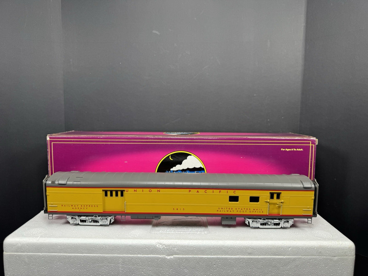 MTH 20-6853 Union Pacific UP 70' streamlined RPO passenger car #5813 EX5