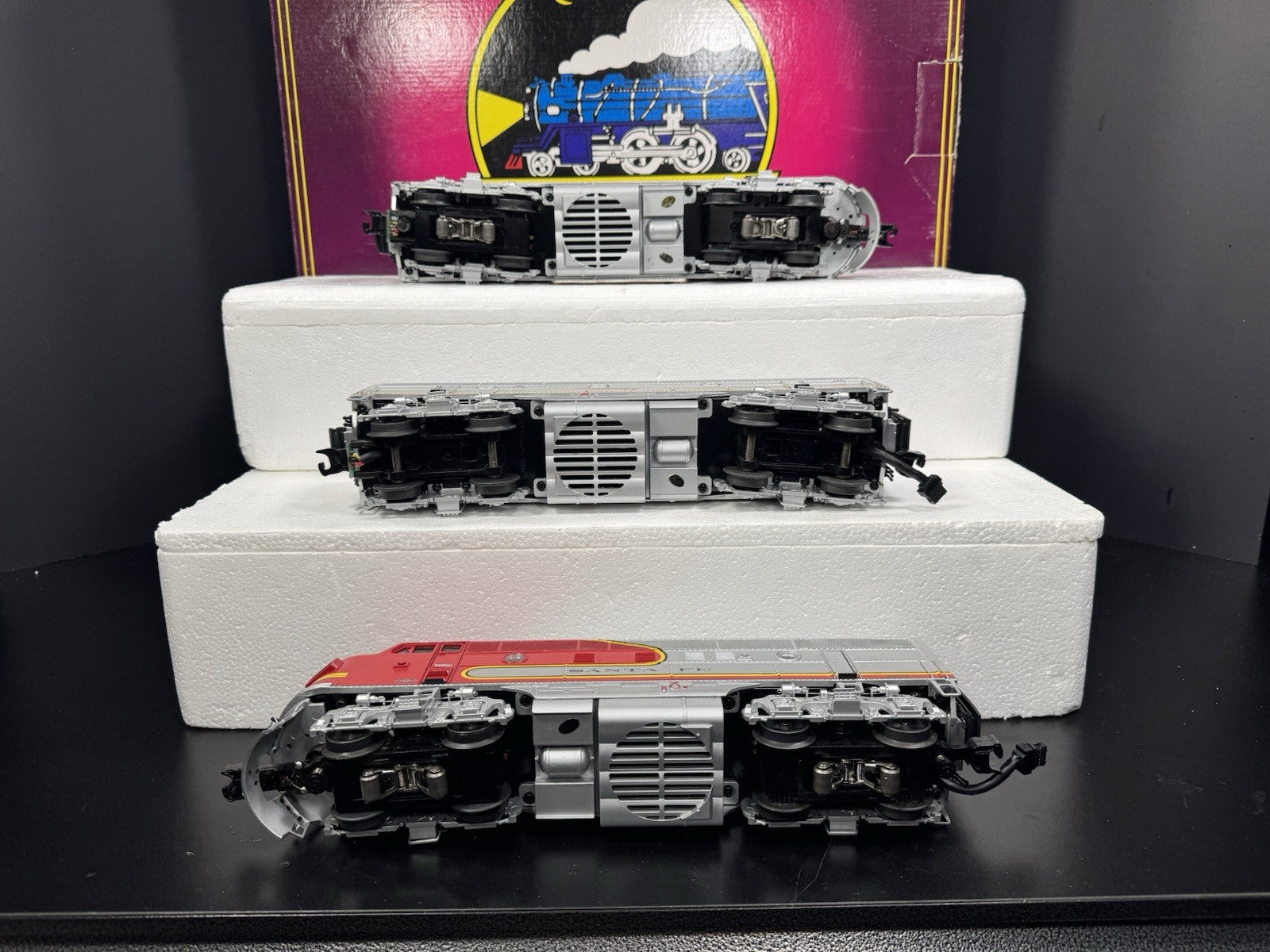 MTH 20-2676-1E Santa Fe Warbonnet F-3 diesel engine ABA set PS2 BCR EX10