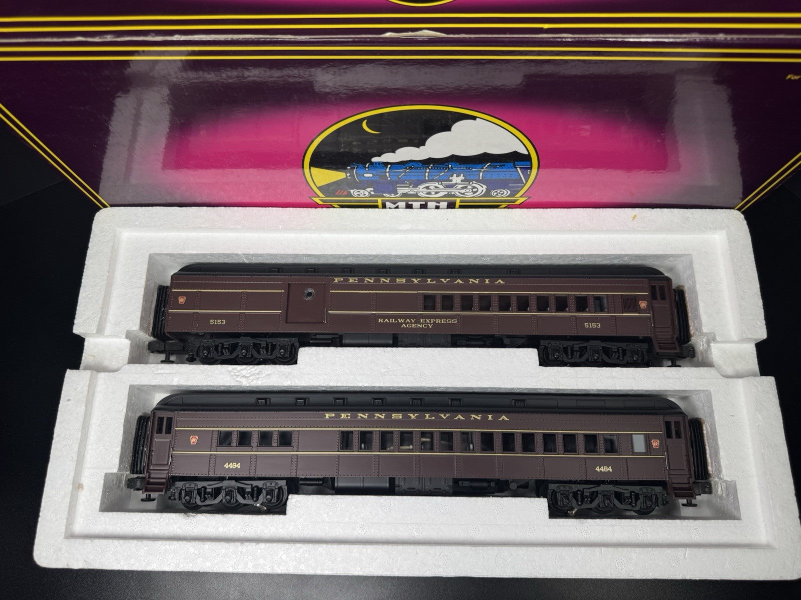 MTH 20-4125 Pennsylvania PRR 70' Madison combine / diner 2-car set LNIB1