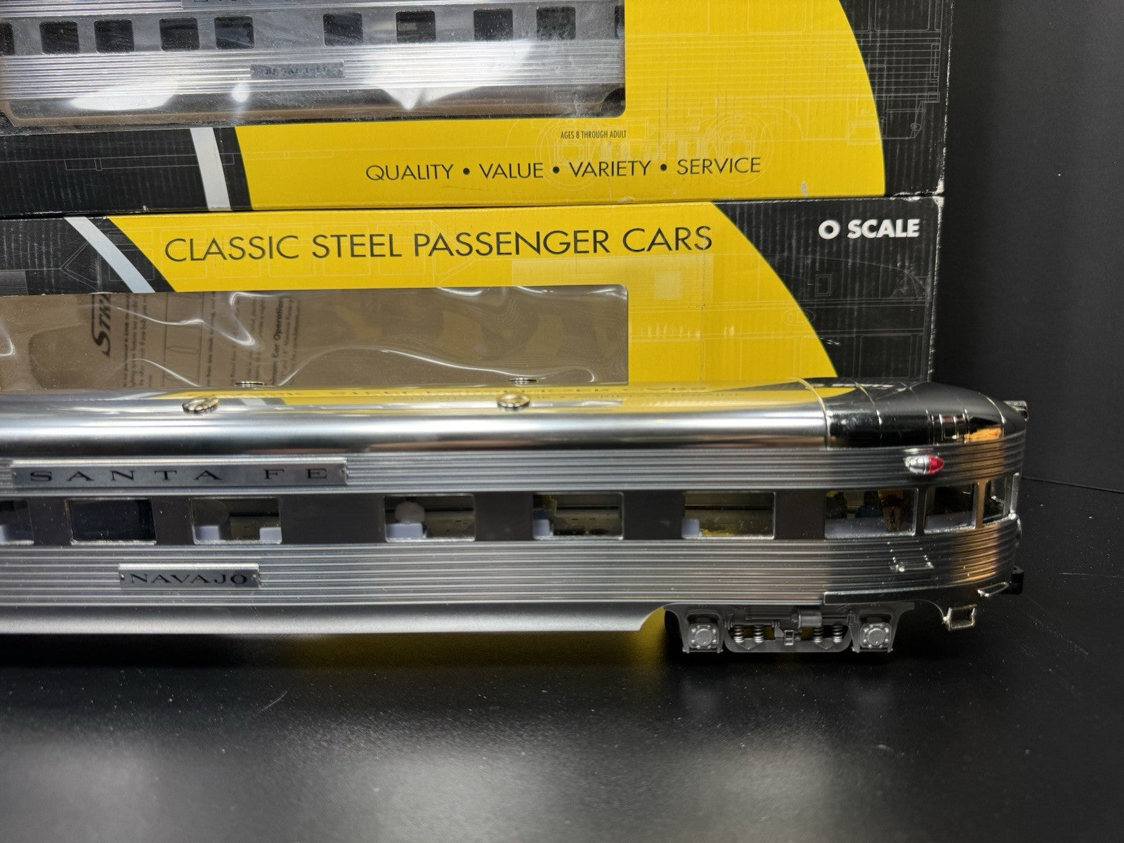 K-Line K-4630P Santa Fe Super Chief 21" aluminum passenger 4-car set LNIB3