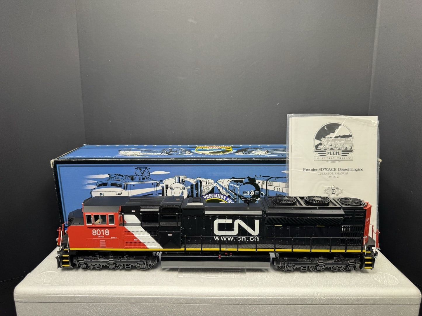 MTH 20-80006B Canadian National CN SD70-M diesel engine #8018 PS2 BCR LNIB0