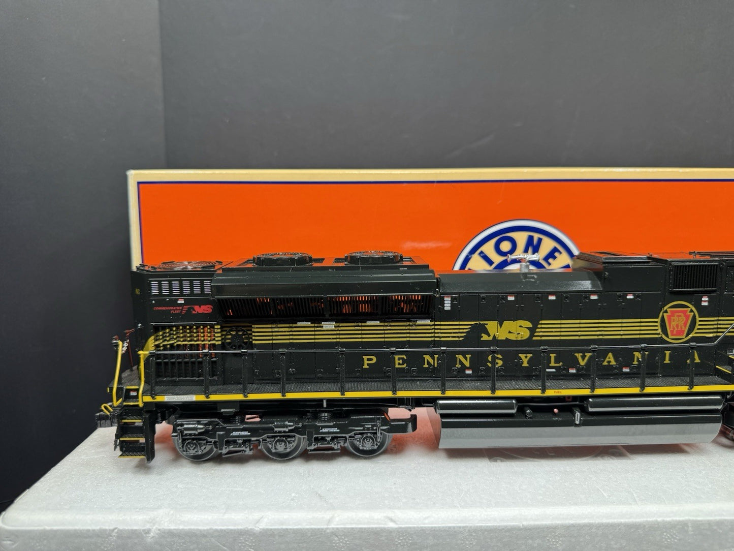 Lionel LEGACY 6-28316 NS heritage Pennsylvania SD70ACe diesel engine #1854 LNIB7
