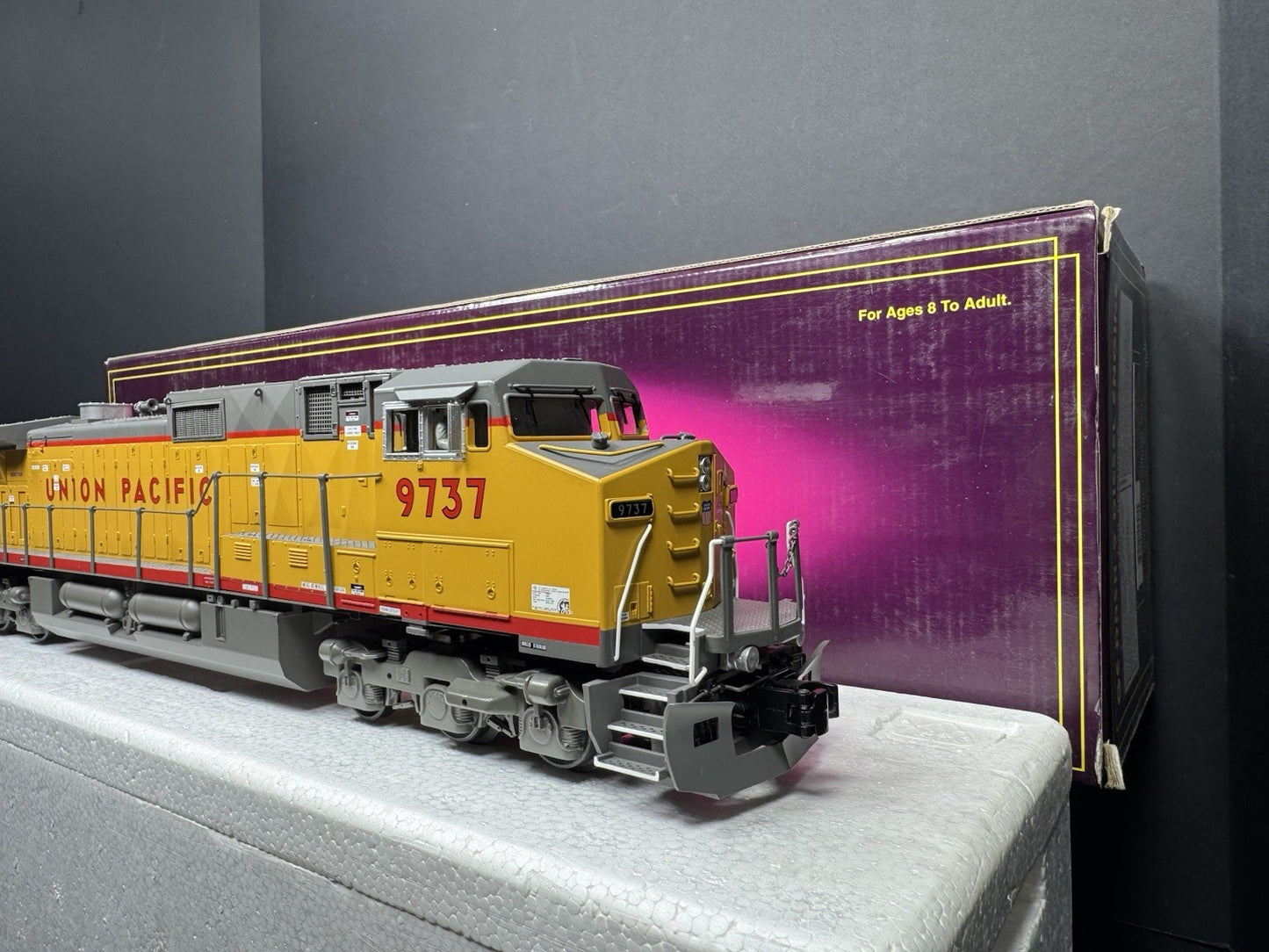 MTH 20-2270-1 Union Pacific UP Dash-9 diesel engine #9737 PS2 BCR LNIB9