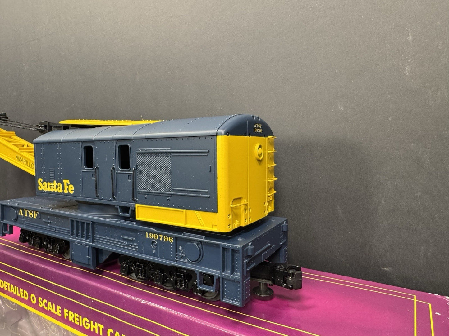 MTH 2098237 2098239 Santa Fe SF operating crane & boom tender set LNIB1