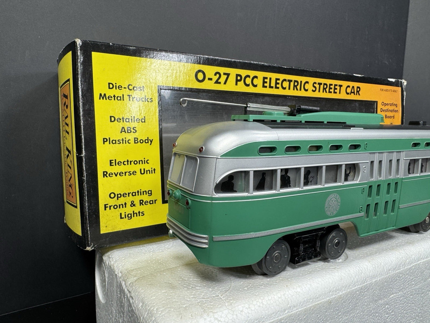 MTH RailKing 30-2544-1 Brooklyn PCC electric street car #1001 PS2 BCR EX5