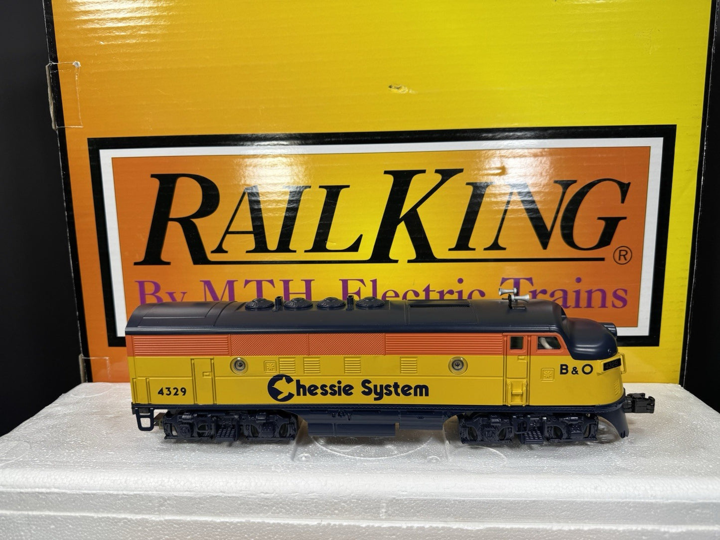 MTH RailKing 30-2716-1 B&O Chessie System F-3 diesel engine ABA set PS2 BCR1