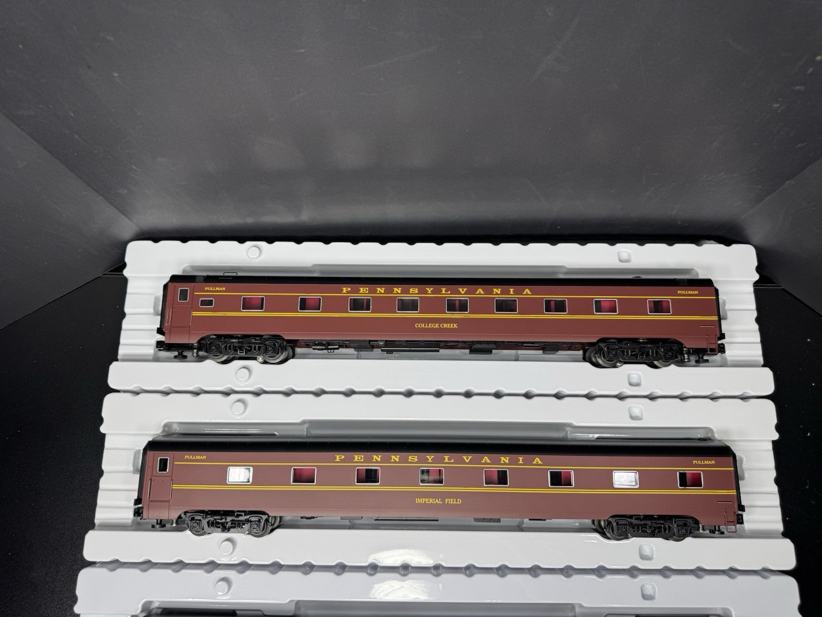 Lionel 6-83022 Pennsylvania PRR Broadway Limited 21" passenger 4-car set LNIB2