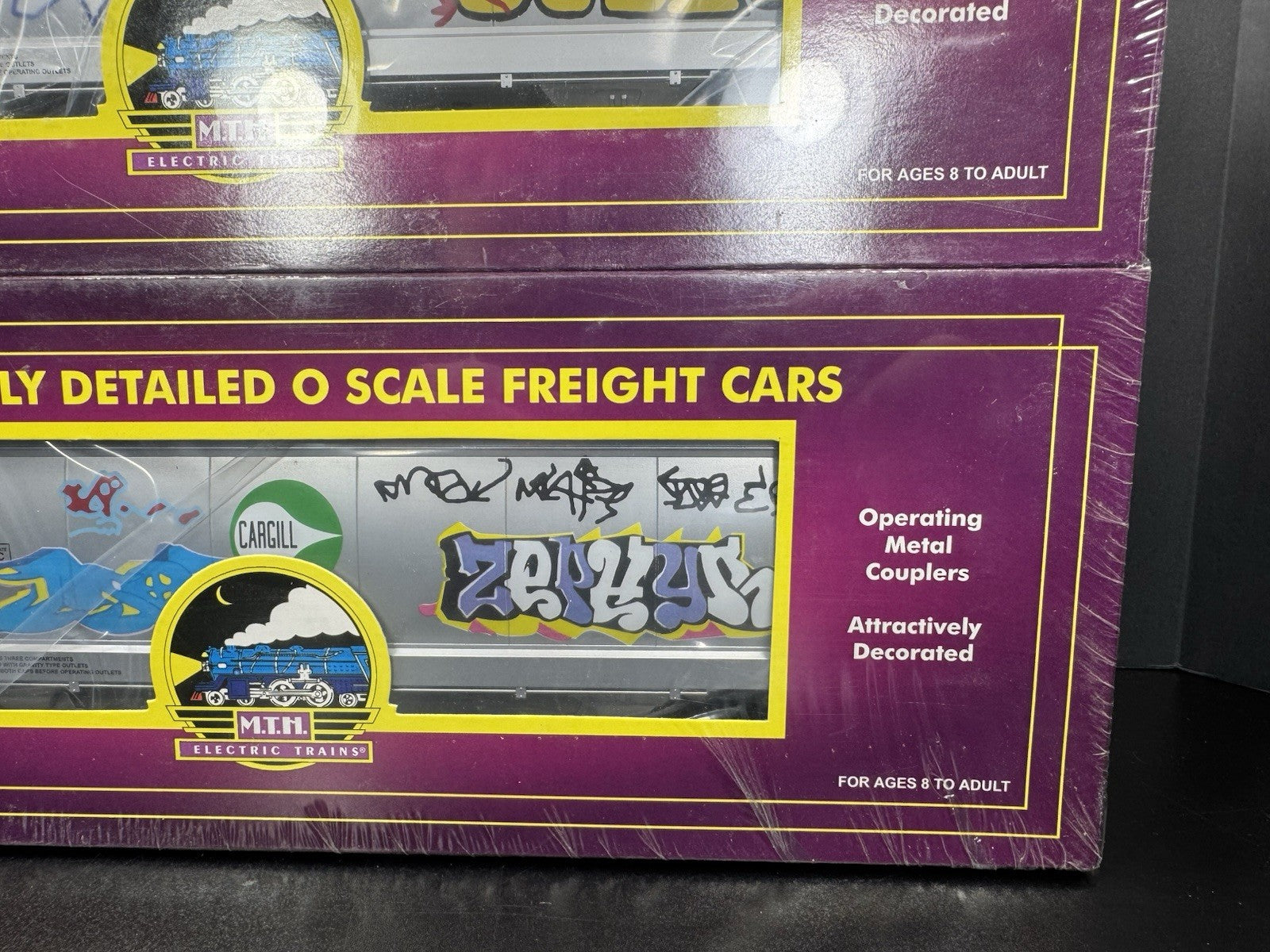 MTH 20-97524 Cargill 3-bay centerflow hopper car with graffiti 2-pack NIB4