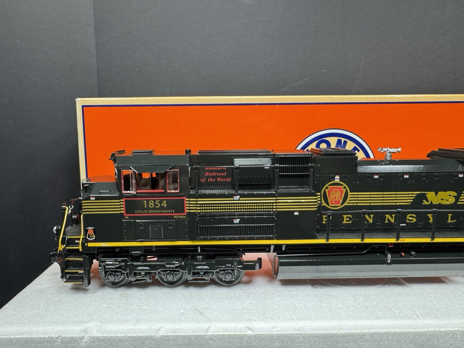 Lionel LEGACY 6-28316 NS heritage Pennsylvania SD70ACe diesel engine #1854 LNIB2
