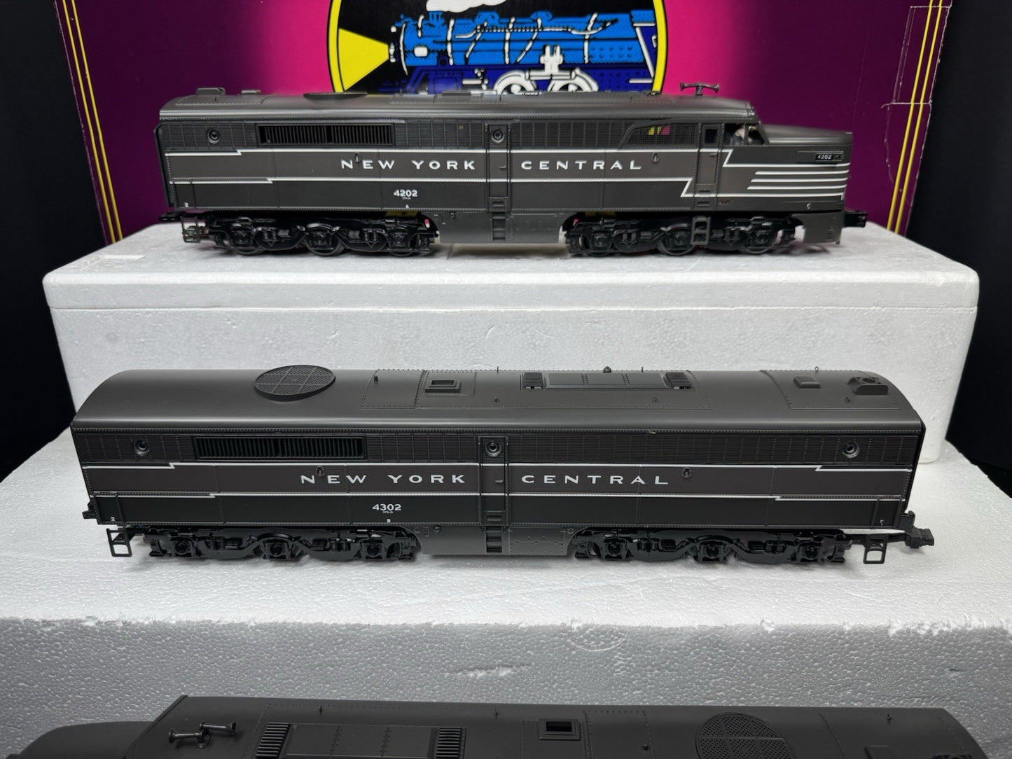MTH 20-2476-1 New York Central NYC Alco PA diesel engine ABA set PS2 BCR EX9