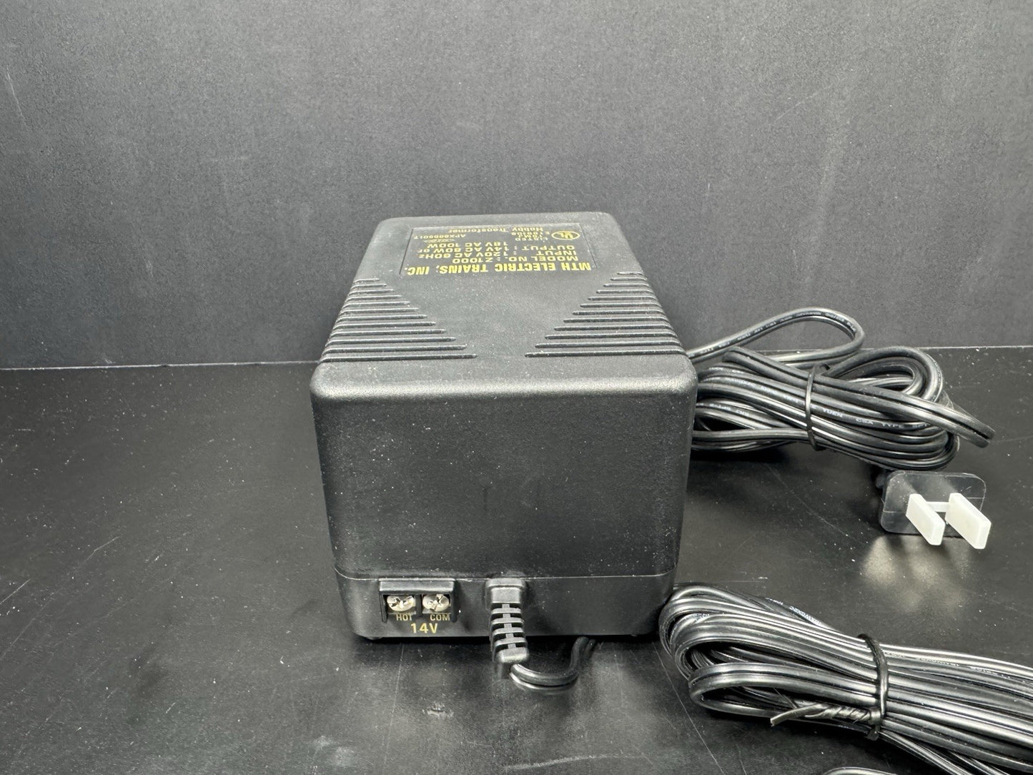 MTH RailKing 40-1000 Z-1000 100-watt power supply transformer & controller5