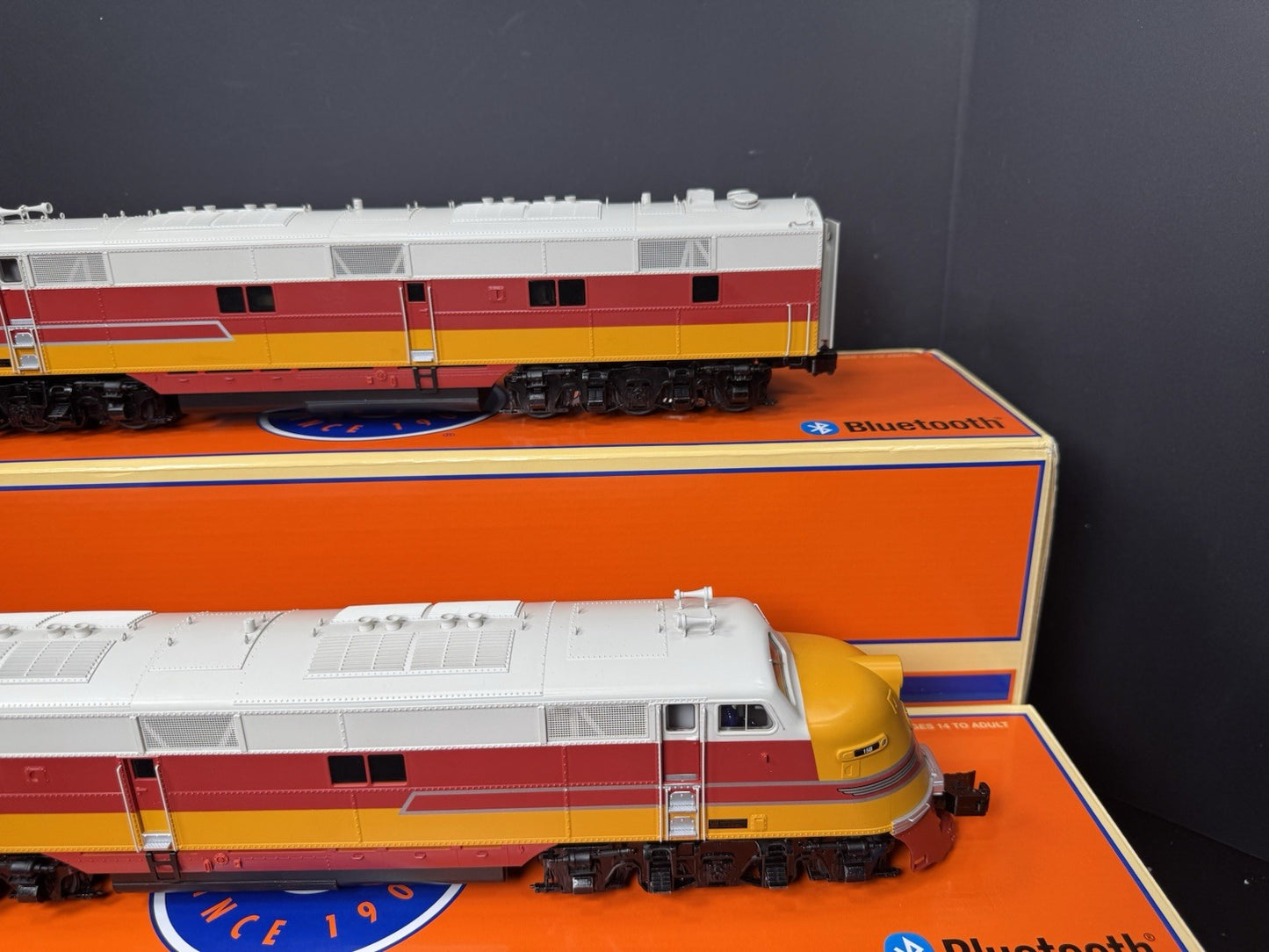 Lionel LEGACY 6-84659 Milwaukee Road E6 diesel engine AA set #15A #15B LNIB2